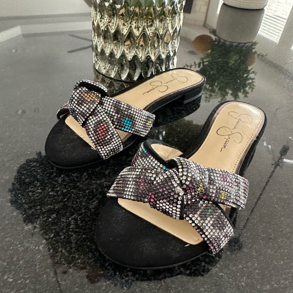 NWOT Jessica Simpson Elegant Black and Multicolor Slide Sandals